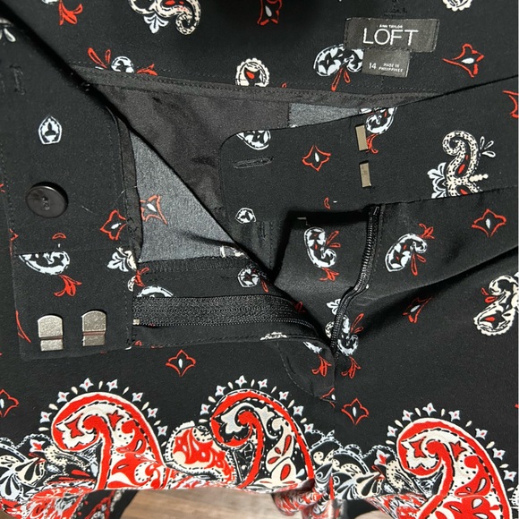 LOFT Paisley Riviera‎ Shorts 14 Black Red Pockets - Picture 6 of 8